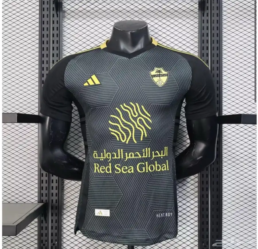 تيشيرتات 13