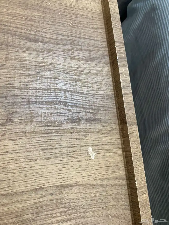 طاوله نظيفه للبيع استخدام خفيف 2