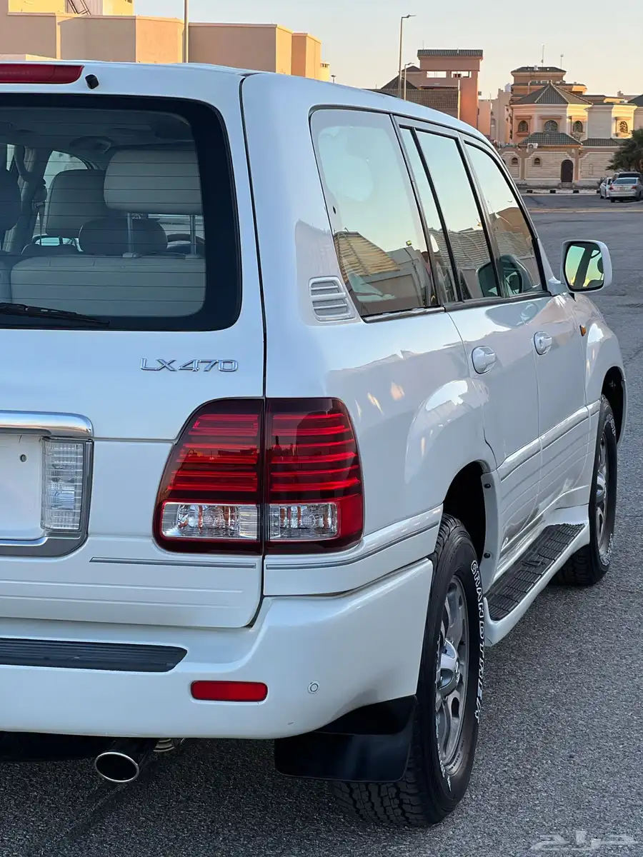 لكزس LX470 2006 8