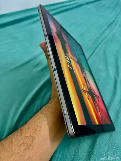 Dell Latitude 7200 - Core i7- 16GB- 512GB SSD- UHD 5