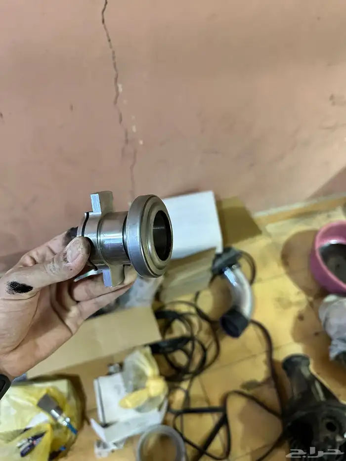 للبيع قطع غيار متنوعة 0