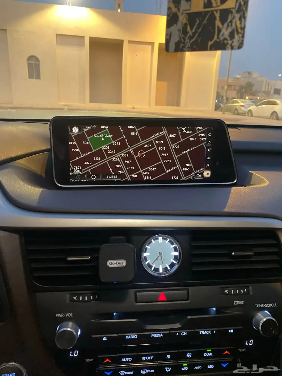 للبيع لكزس RX350 فل كامل لؤلؤي 2019 برجكتر ودبل 27