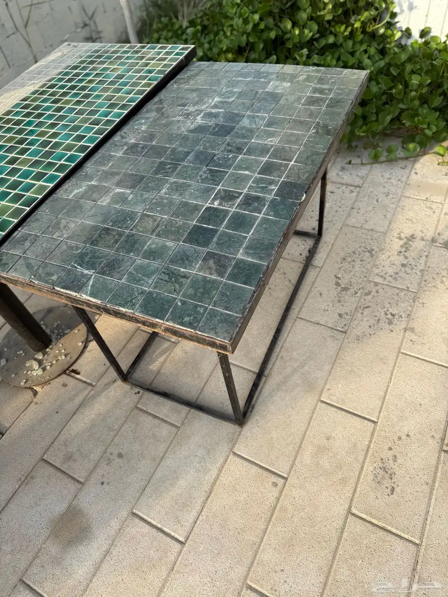 للبيع اثاث و معدات مطعم و نثريات 5