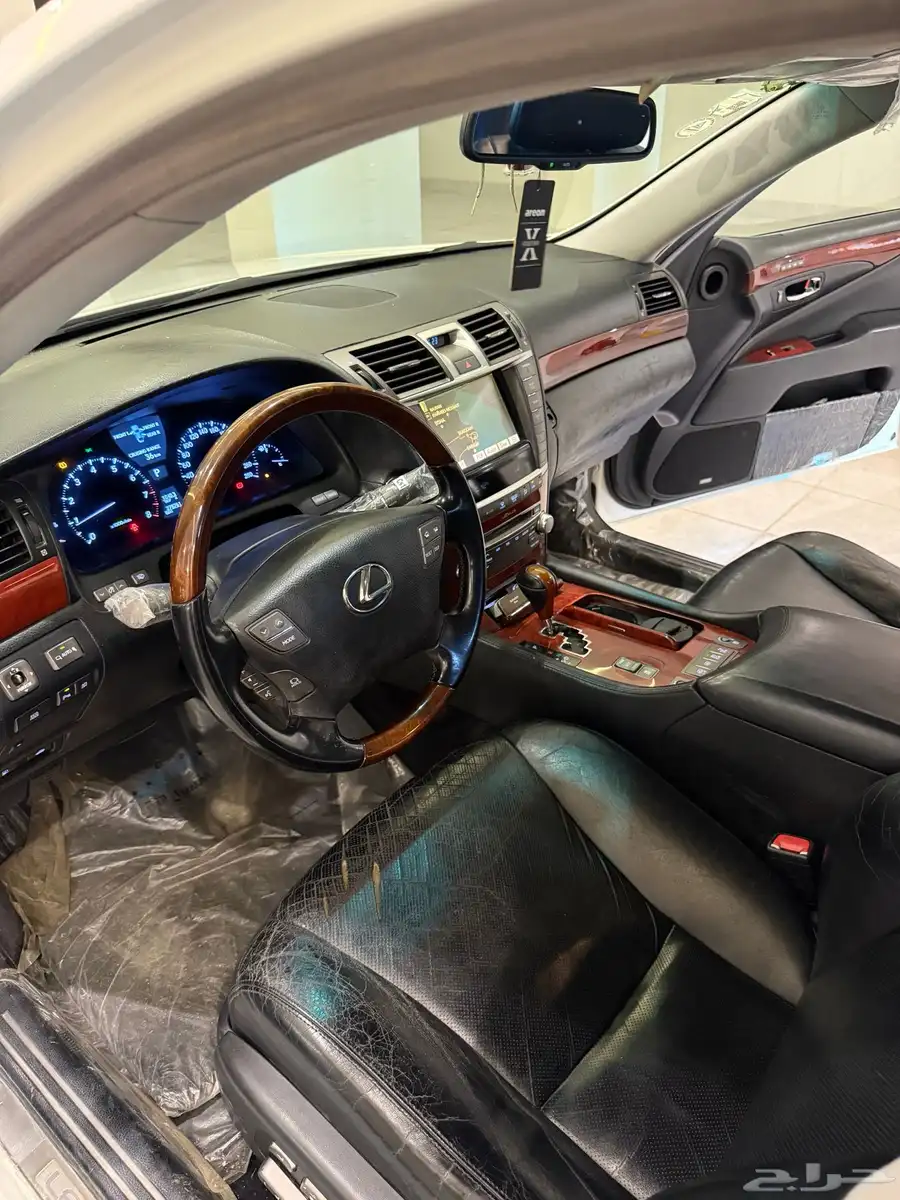 لكزس Ls460L لارج سعودي 2012 21