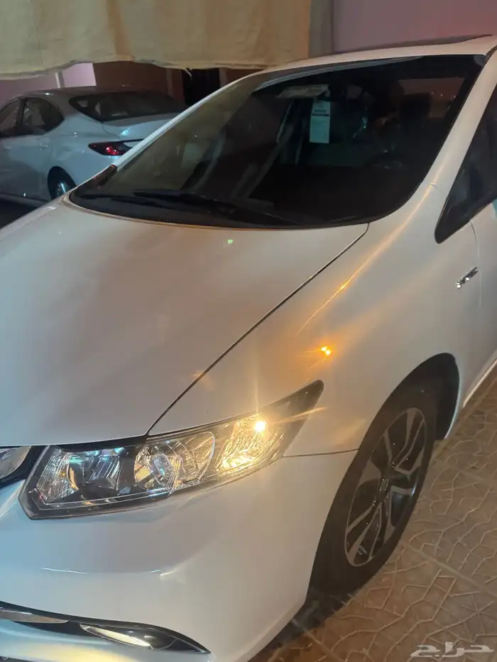للبيع هوندا سفك 2013 13