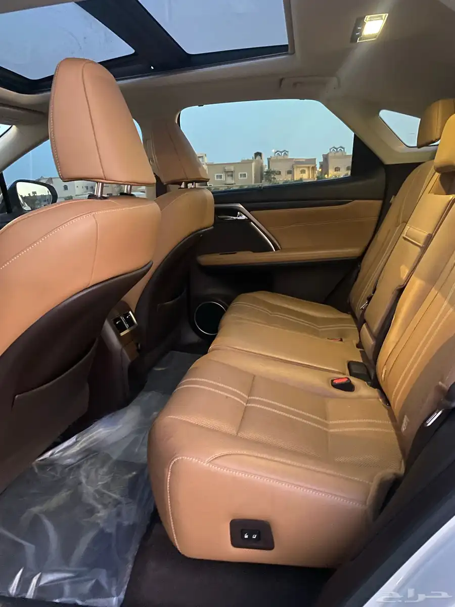 للبيع لكزس RX350 فل كامل لؤلؤي 2019 برجكتر ودبل 14