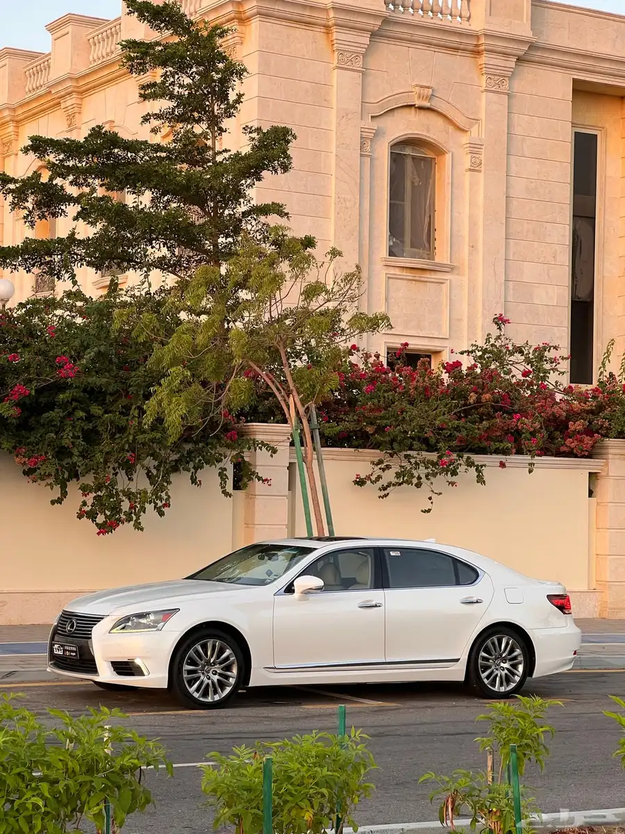 لكسزس Ls460 لارج ممشى 180 الف 2