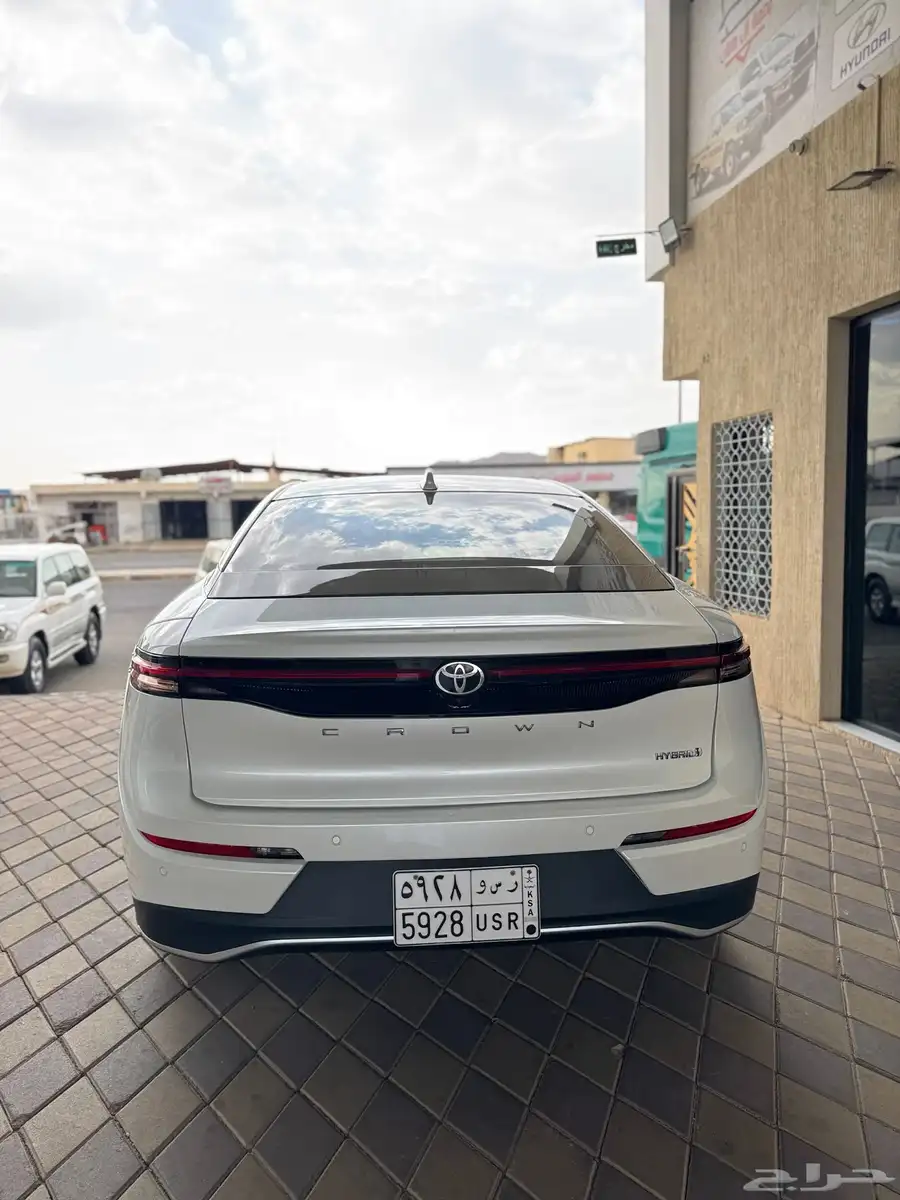 كراون 2023 10