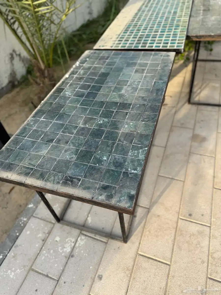 للبيع اثاث و معدات مطعم و نثريات 4