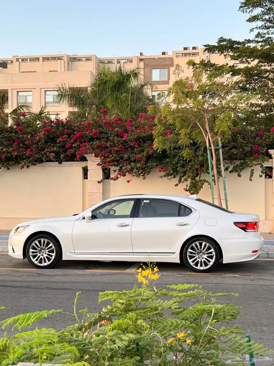 لكسزس Ls460 لارج ممشى 180 الف 1