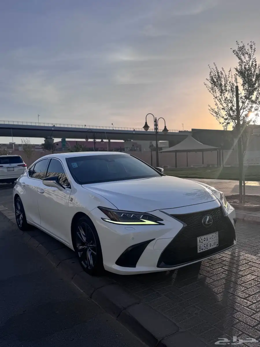 لكزس ES350 F 1