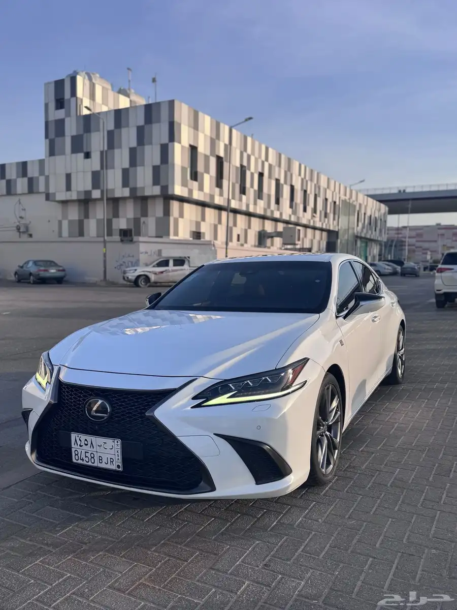 لكزس ES350 F 0