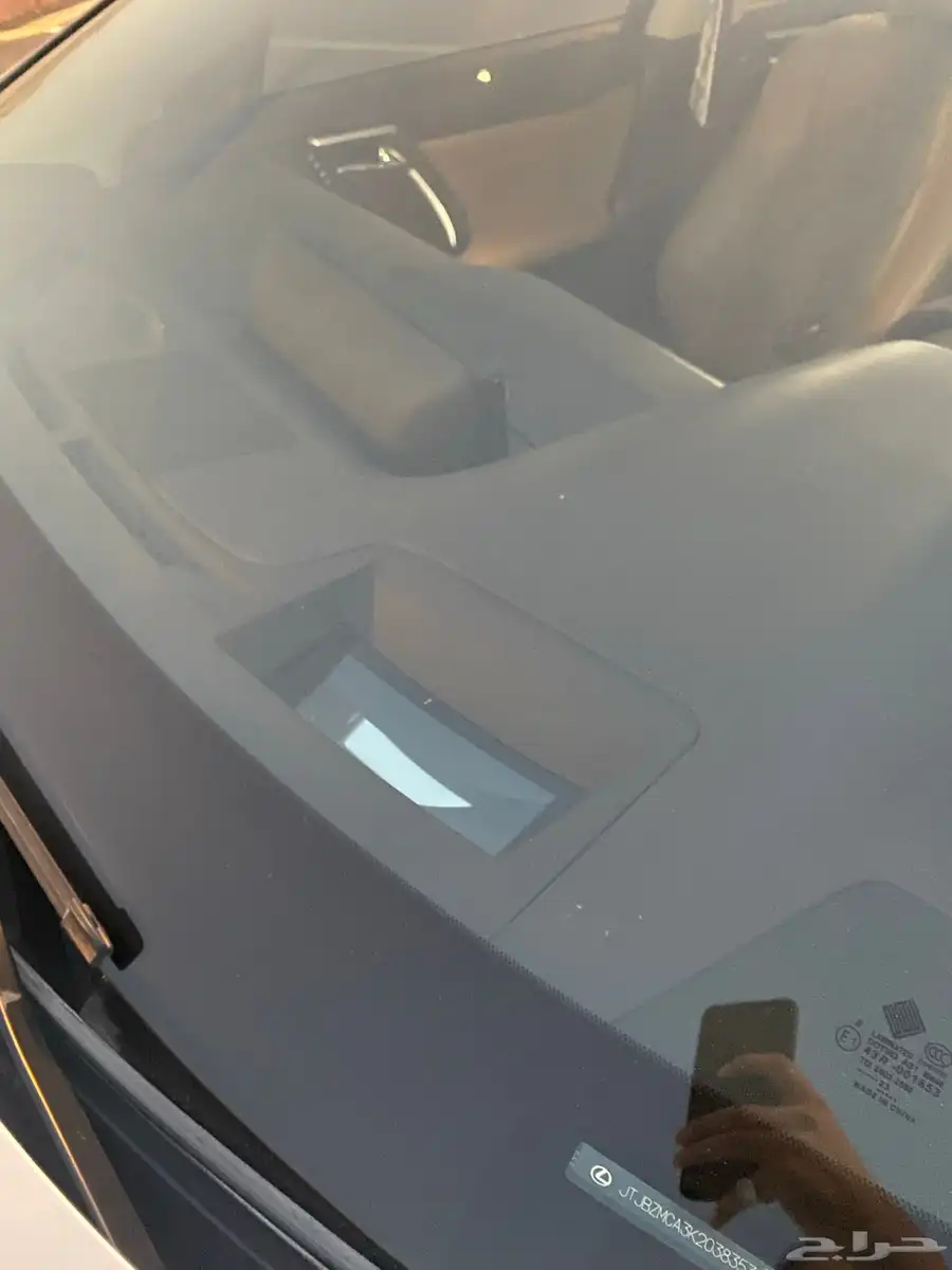 للبيع لكزس RX350 فل كامل لؤلؤي 2019 برجكتر ودبل 24