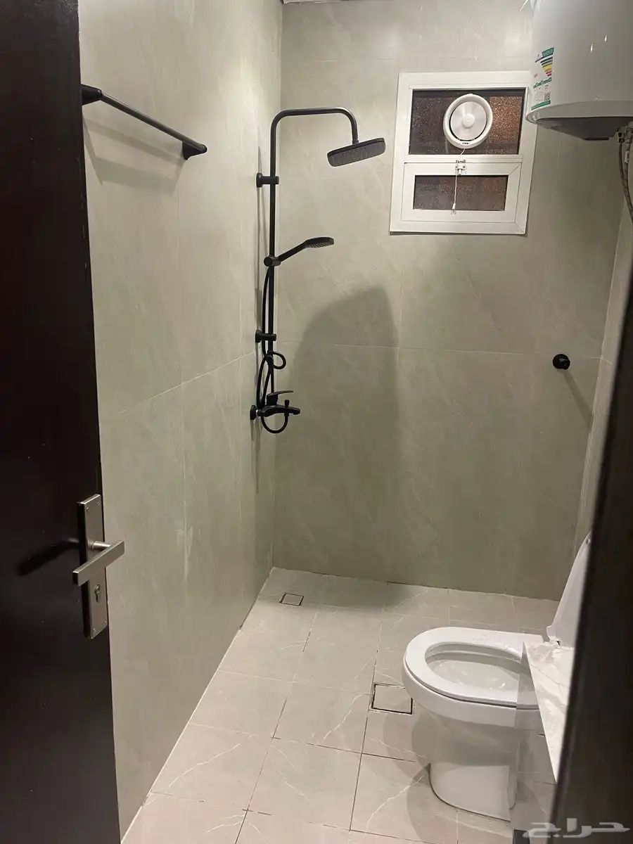 عماره للايجار في حي لبن 1