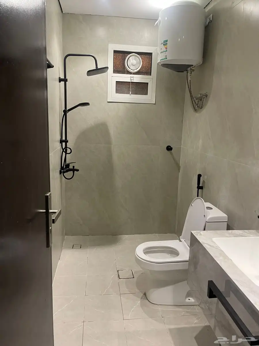 عماره للايجار في حي لبن 3