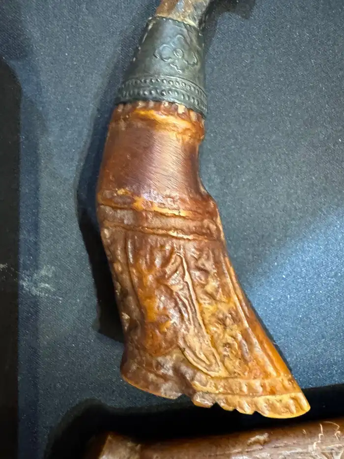 2 سكين تراثية يدوية بتصميم نادر ونقش عربي 1