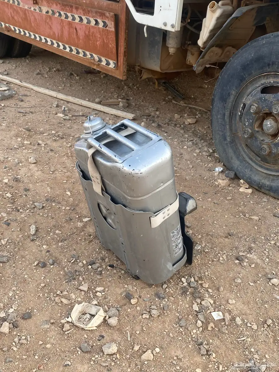 تنك جيب ربع نضيف للبيع 4