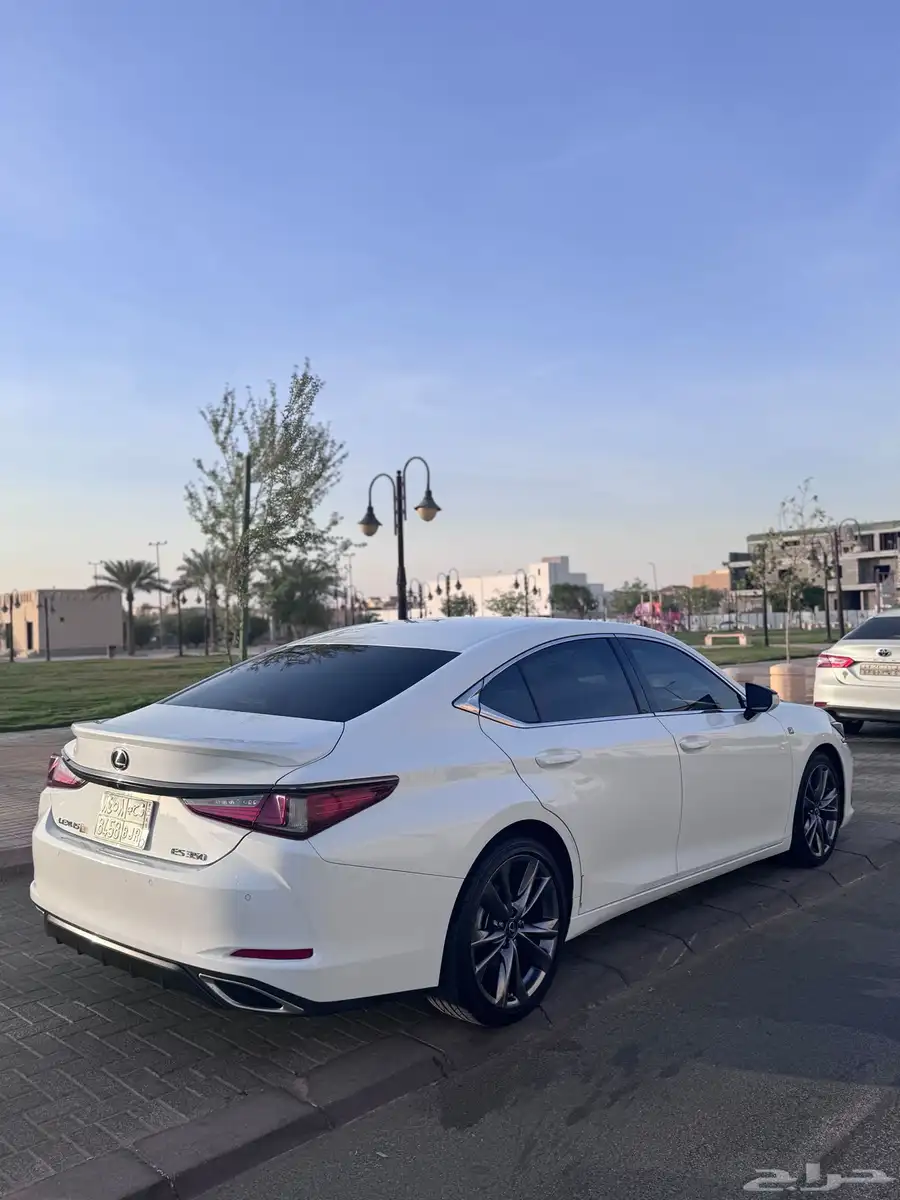 لكزس ES350 F 2