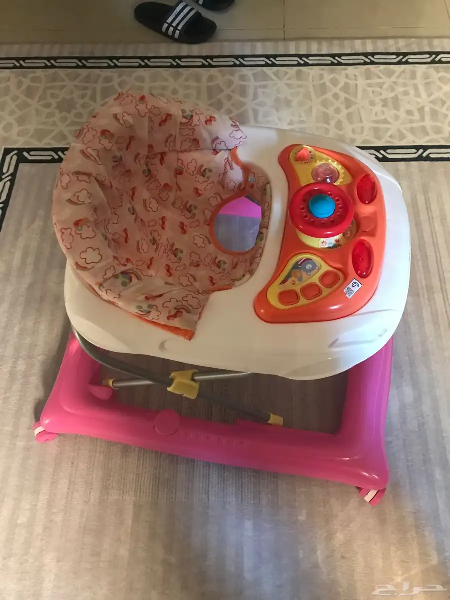 مشاية اطفال 2