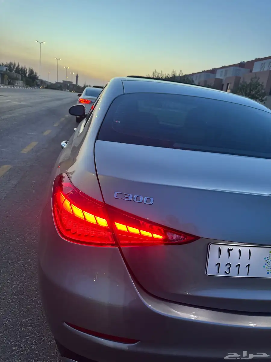 مرسيدس c300 موديل 2022 8