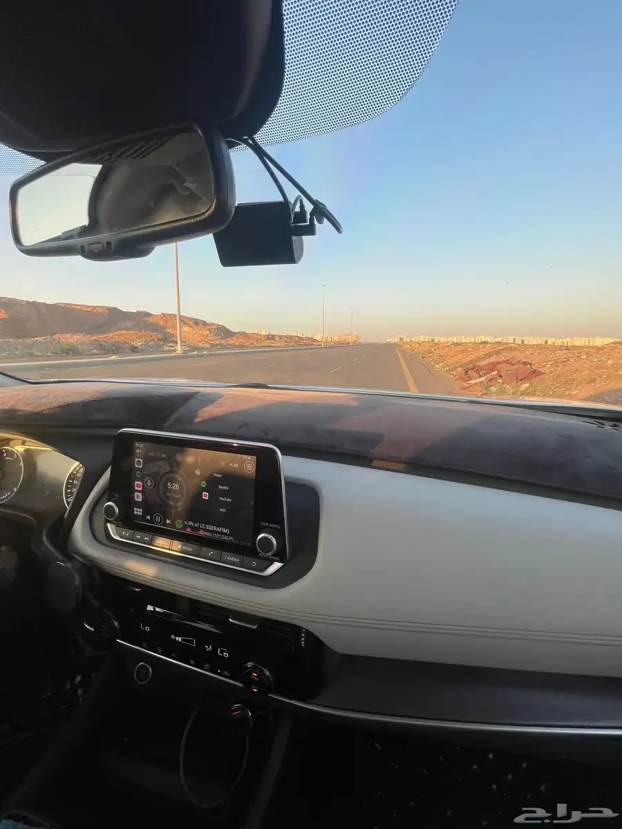 نيسان اكس تريل 2023 نص فل أقل بدرجة من البنوراماء 30