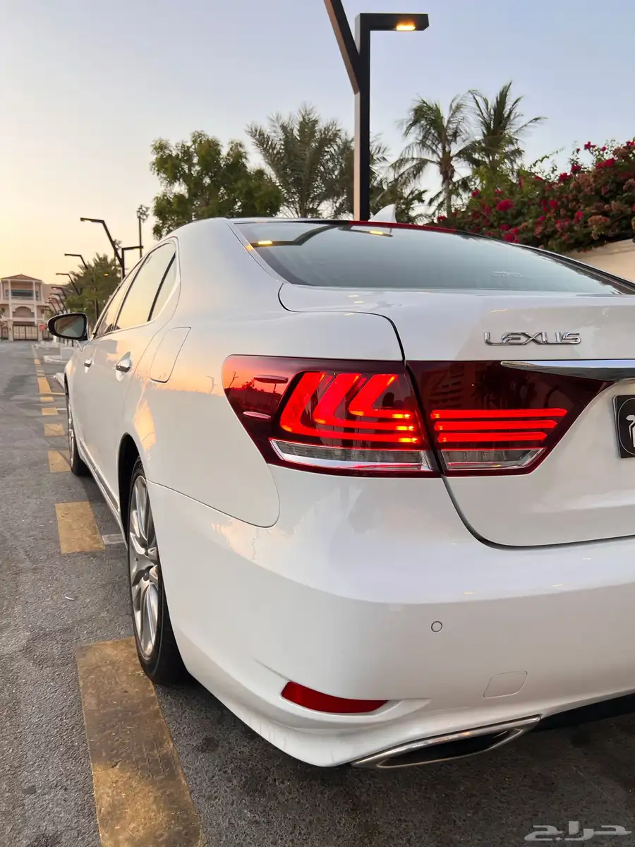 لكسزس Ls460 لارج ممشى 180 الف 9