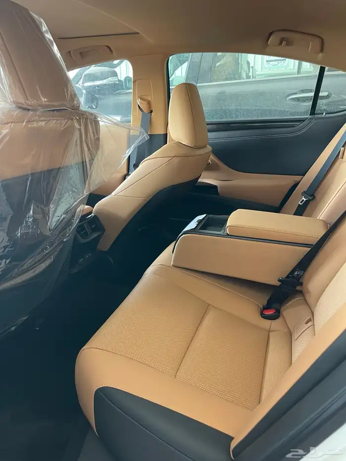 لكزس ES 350. بريمي 2025. CA. بالكاش والاقصاد 8