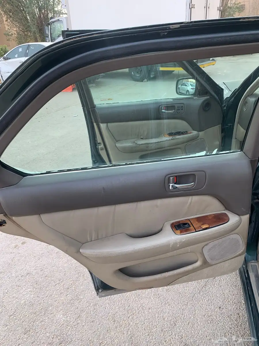 لكزس400Ls 12