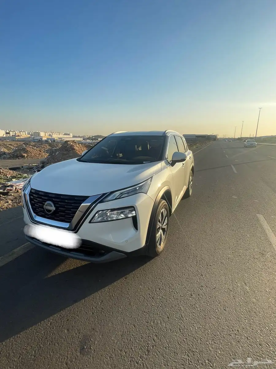 نيسان اكس تريل 2023 نص فل أقل بدرجة من البنوراماء 1