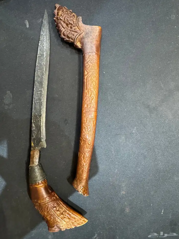 2 سكين تراثية يدوية بتصميم نادر ونقش عربي 3