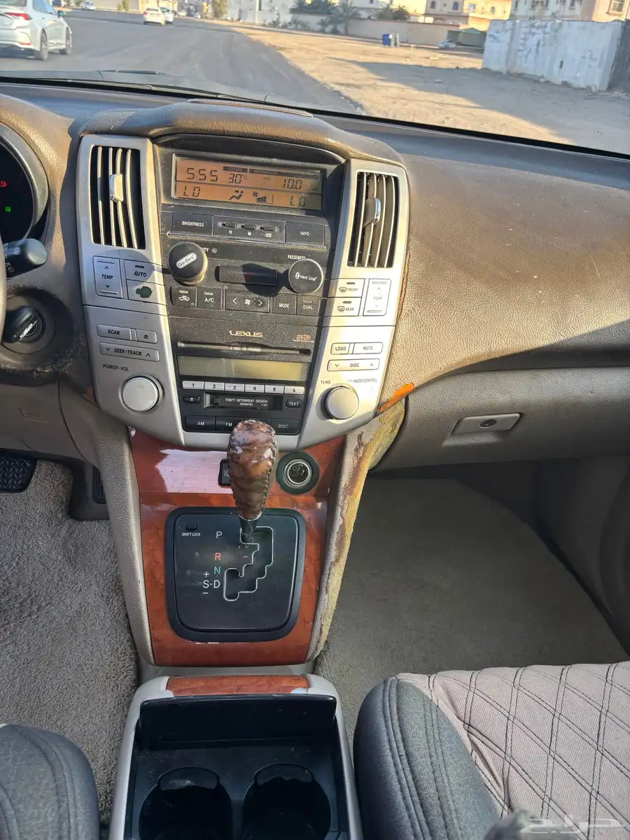 لكزس RX330 موديل 2004 7