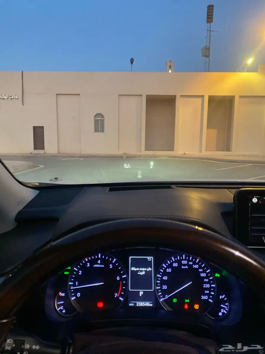 للبيع لكزس RX350 فل كامل لؤلؤي 2019 برجكتر ودبل 25