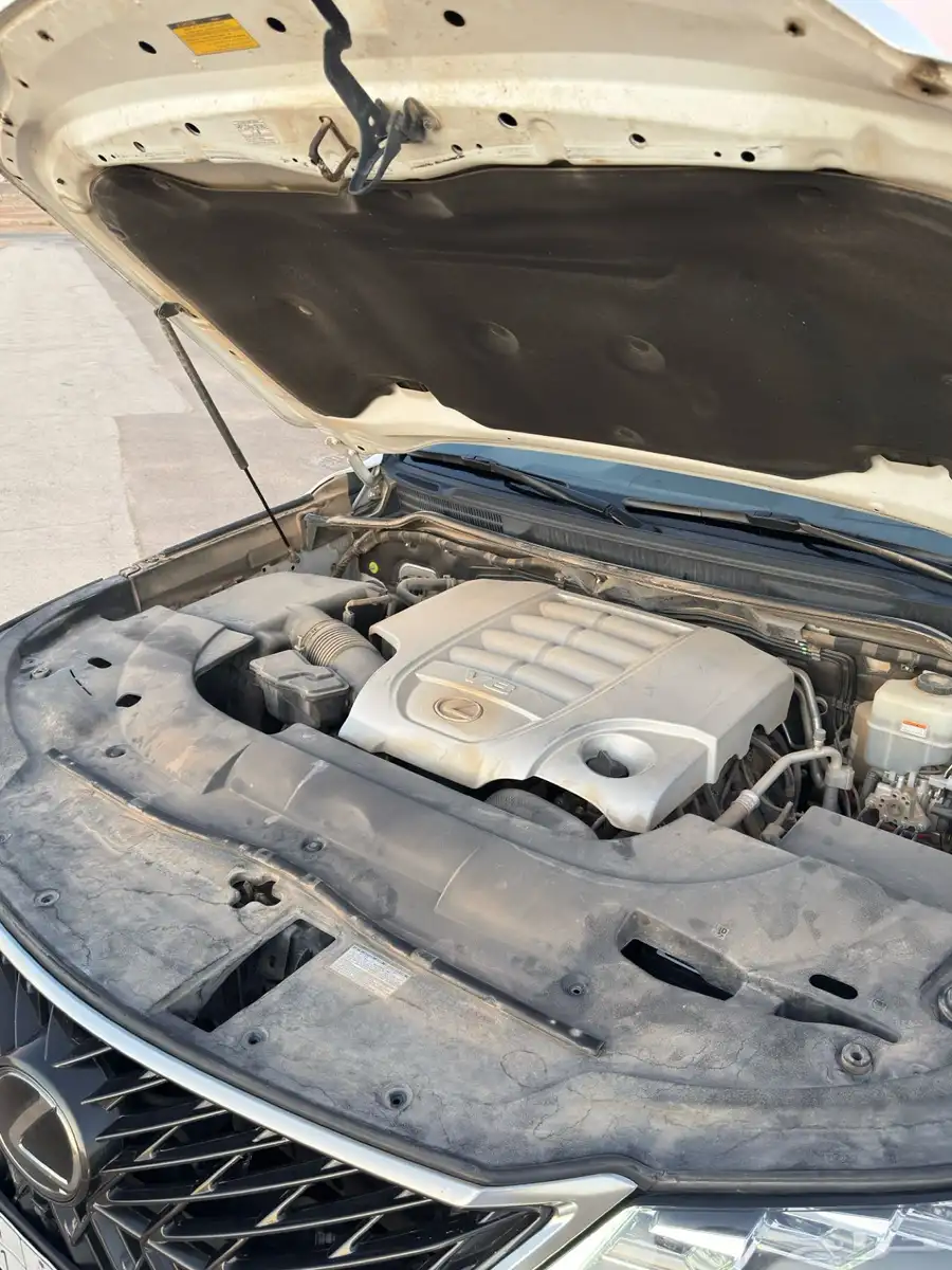 لكزس LX 570 2020 10