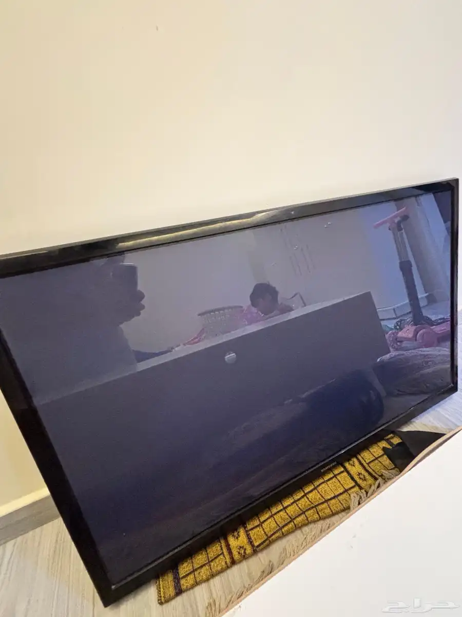 شاشه تلفزيون 1
