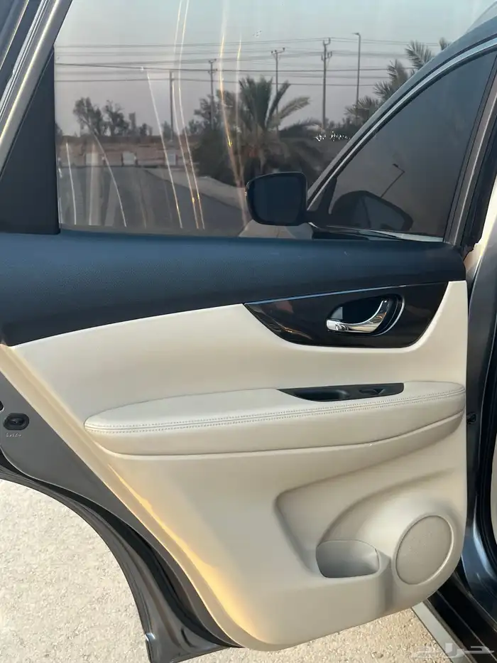 نيسان اكس تريل 2021 دبل 5 مقاعد 39