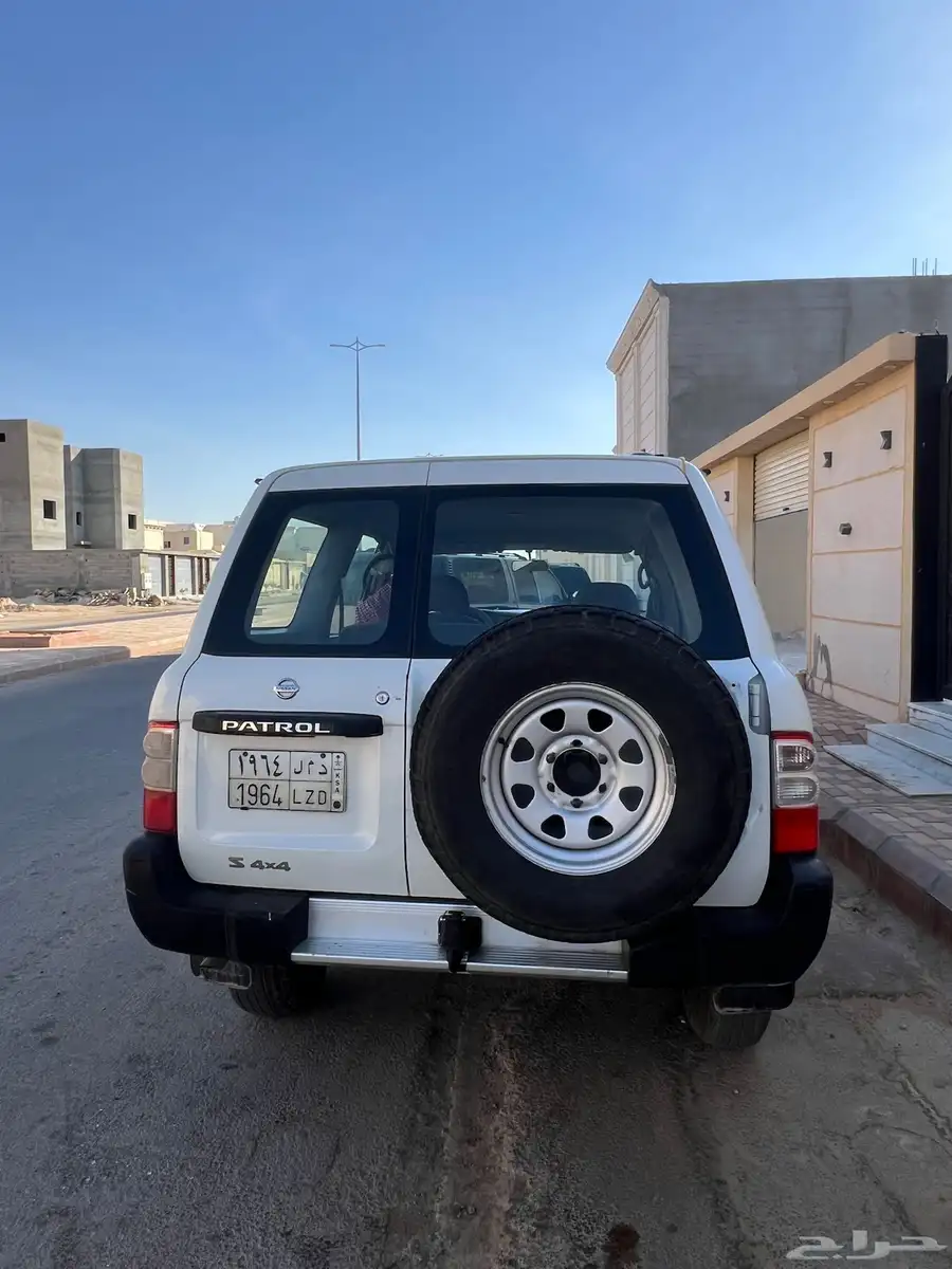نيسان بترول سفاري 2003 47