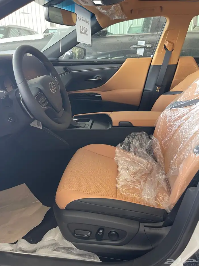 لكزس ES 350. بريمي 2025. CA. بالكاش والاقصاد 7