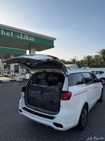 كيا كرنفال 2020 ديزل 9 مقاعد تم البيع 22
