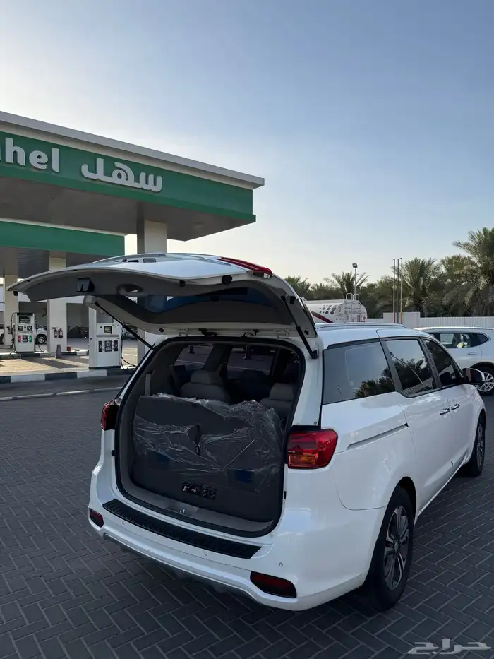 كيا كرنفال 2020 ديزل 9 مقاعد تم البيع 22