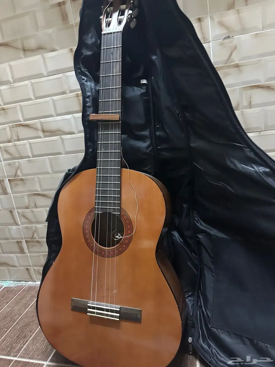 جيتار كلاسيك ياماها cm40 0