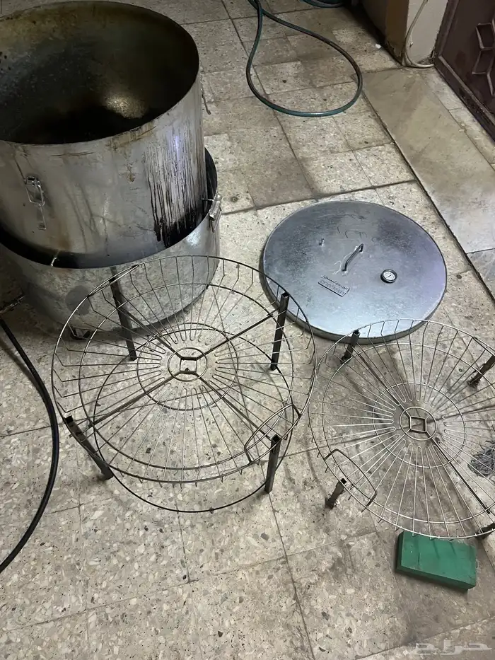 للبيع برميلين مندي كهربائي   غاز 5