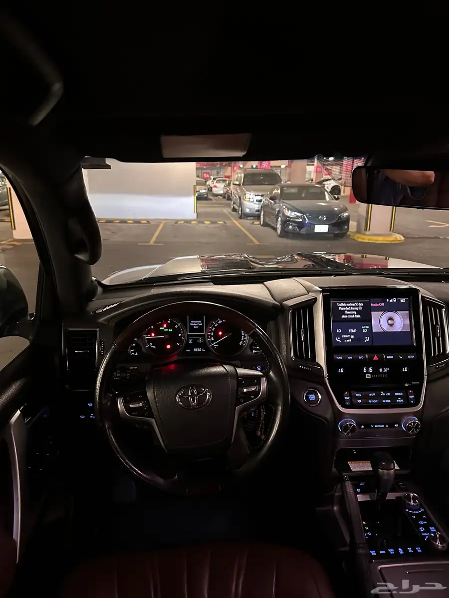 لاندكروزر vxs grand touring بريمي 14