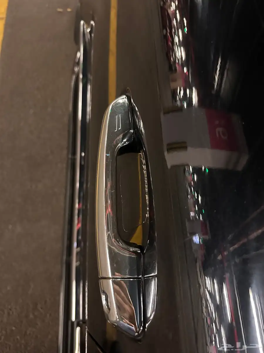 لاندكروزر vxs grand touring بريمي 18