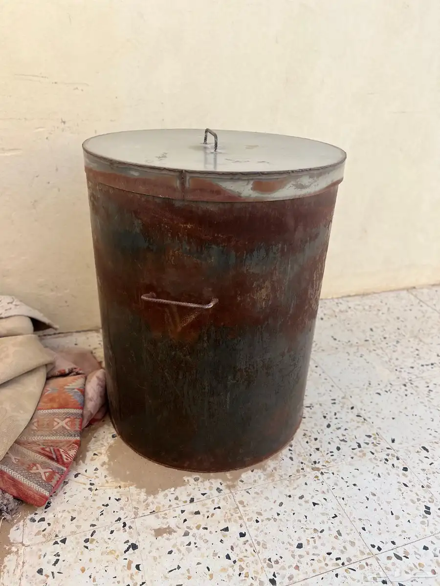 اغراض للبيع 2