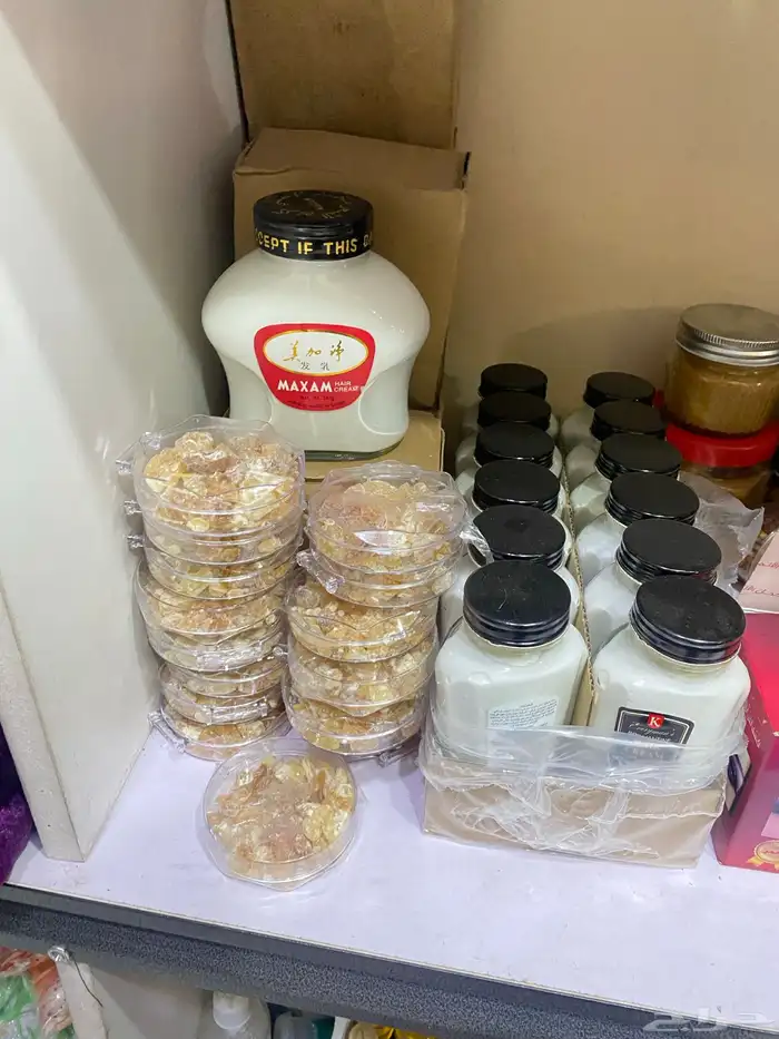 ازياء نسائية تراثية وحديثة 26