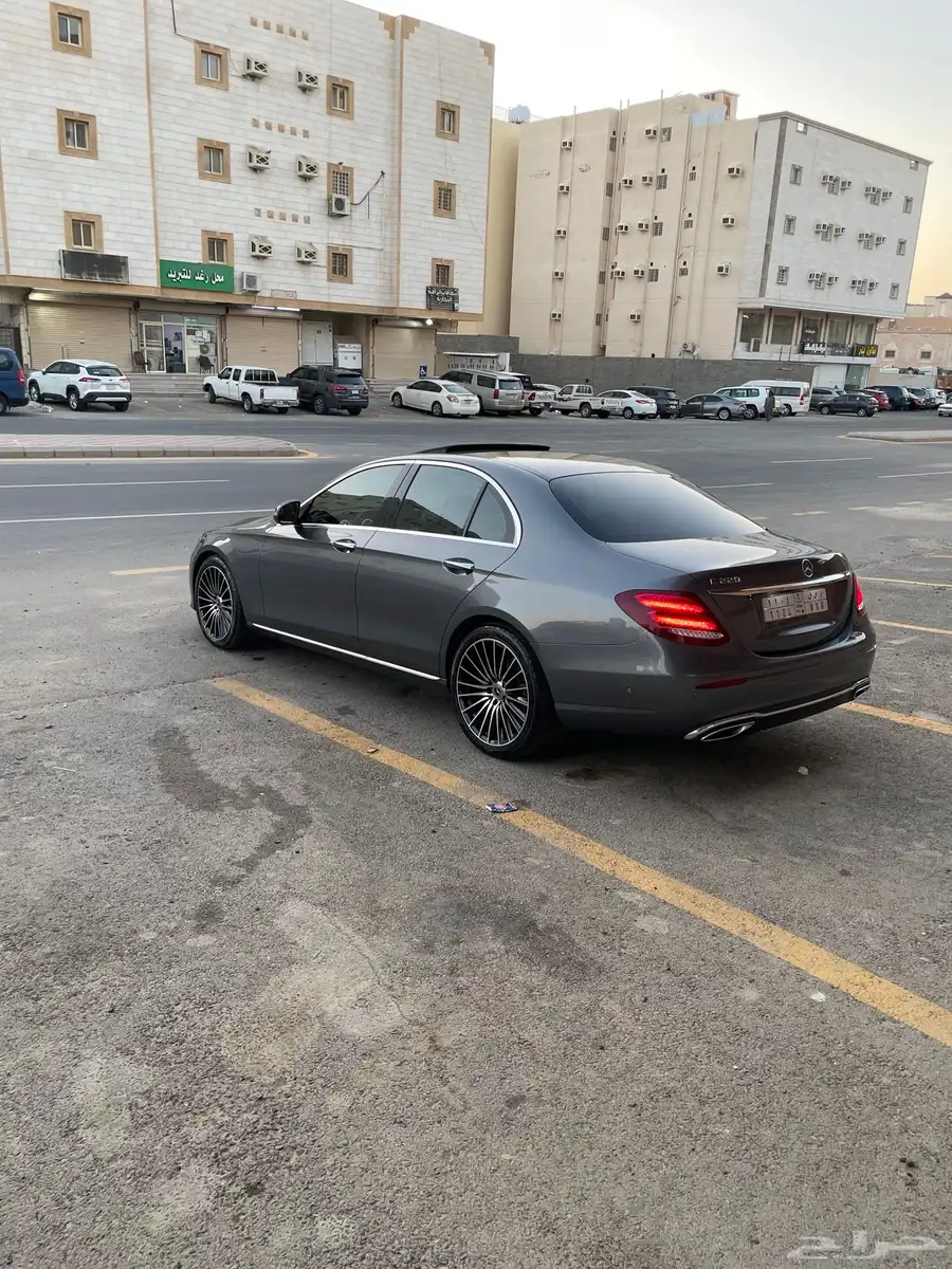 مرسيدس ديزل E220 5