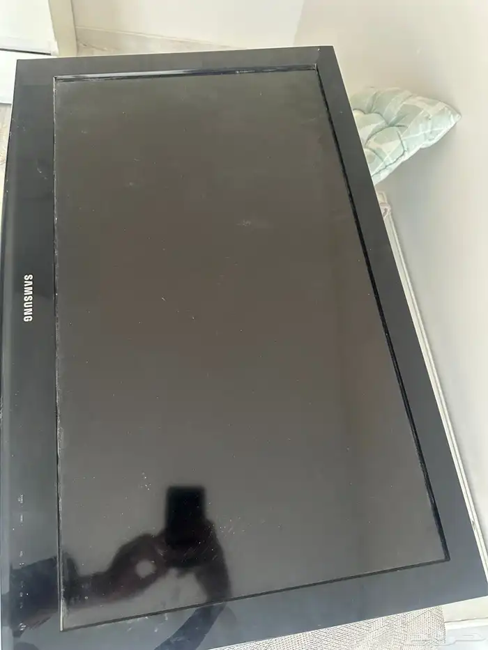 للبيع تلفزيون سامسونج 32 بوصه 1