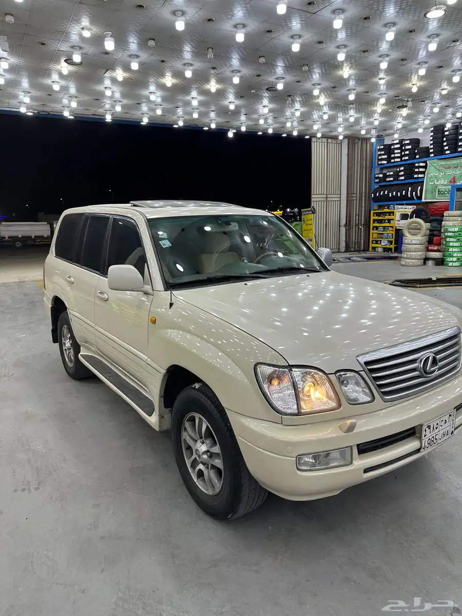 للبيع جيب الكزس LX470 16