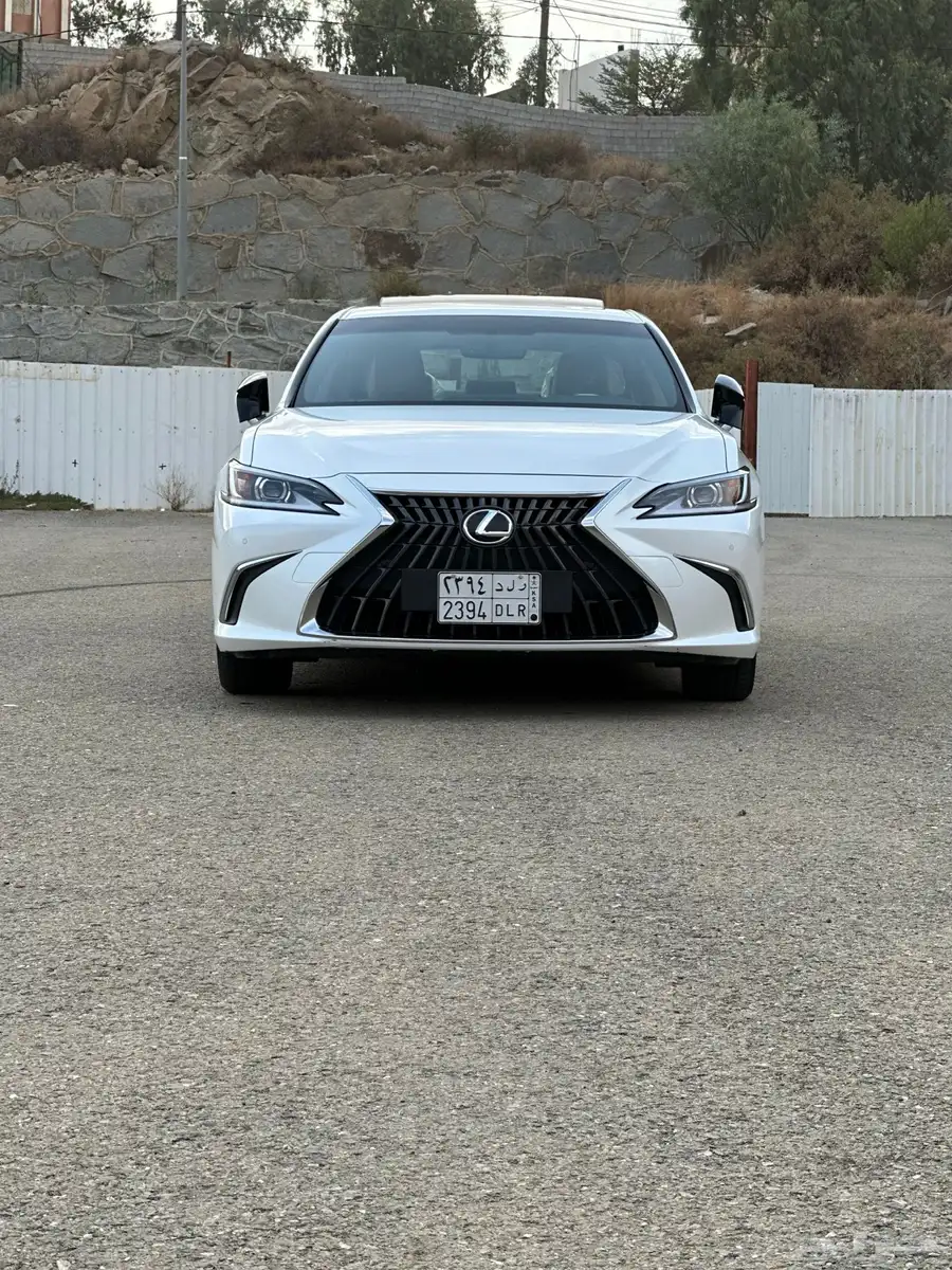 لكزس 2024 ES250 2