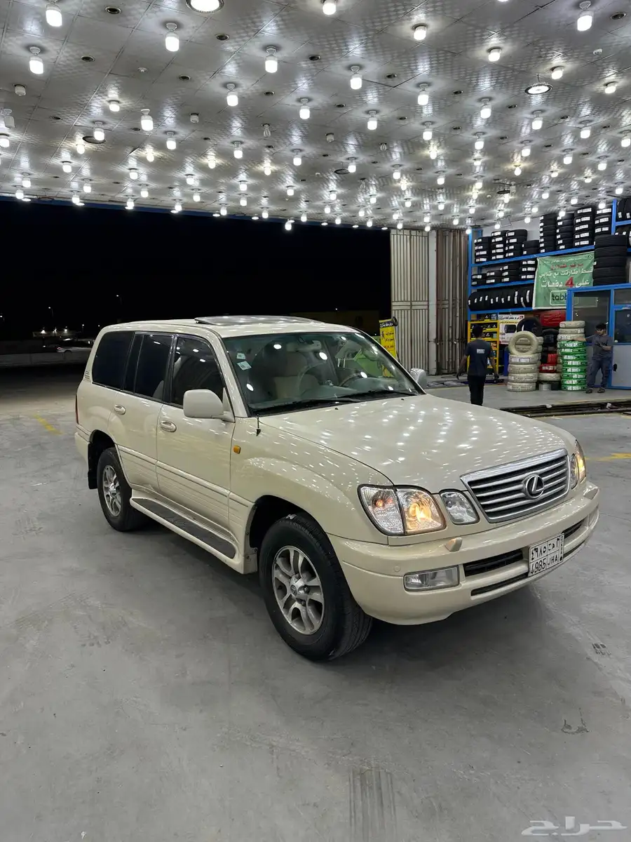 للبيع جيب الكزس LX470 7